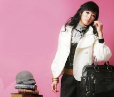 女白领：行走职场如何保持身材