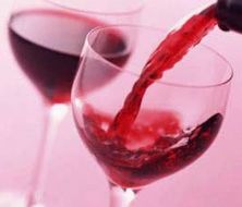 男人适量喝红酒能防前列腺癌