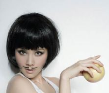 何琳最新春夏写真
