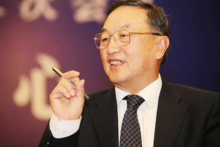 柳传志辞任联想集团董事会主席 杨元庆接任