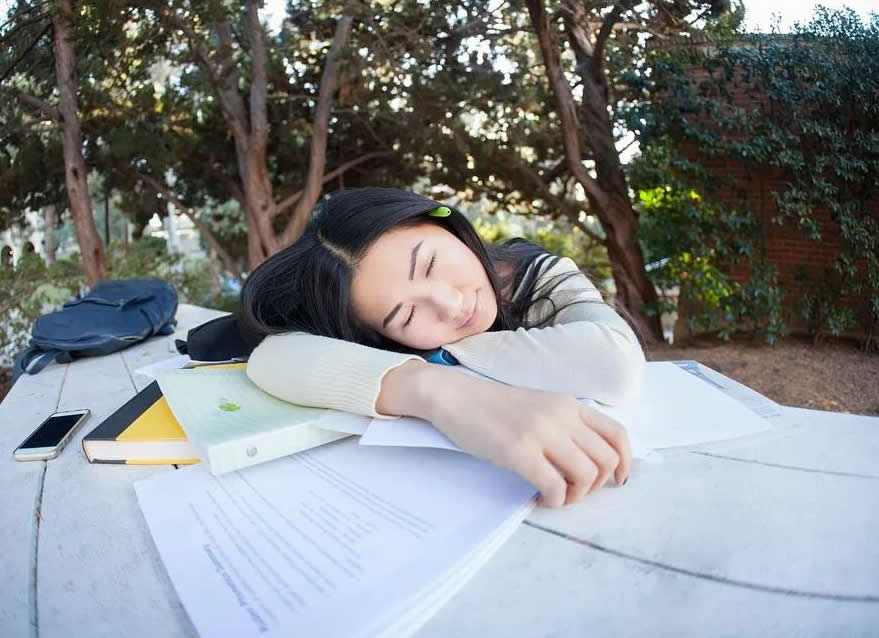睡眠问题或影响学生心理健康 