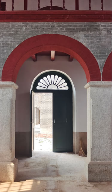 西由天主教堂轶事 第 4 张 西由天主教堂轶事 第 4 张